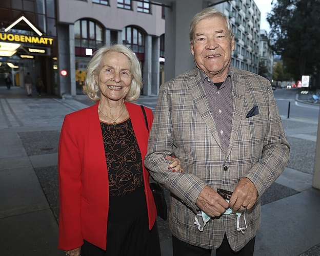 Annemarie und André Waeber kamen aus Fribourg in die Leuchtenstadt für den «Blaubart».
