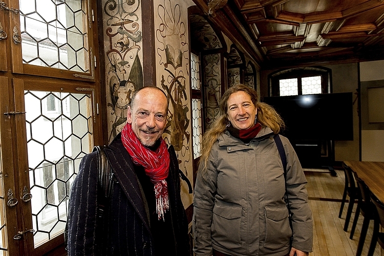 Erwin Schnider spielt Cembalo und Beate Schnaithmann Cello. Beide könnten es sich vorstellen, Barockmusik in diesen Räumlichkeiten zu spielen.
