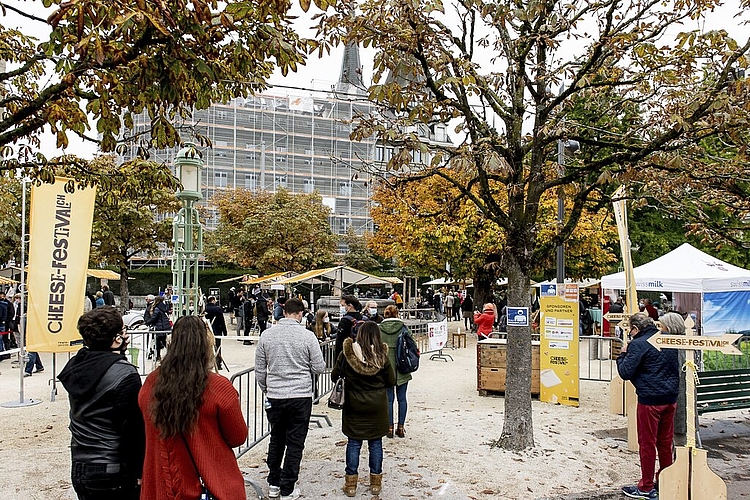 15. Käsefest in Luzern: Die Organisatoren haben die Käsestände als Parcours auf dem Kurplatz in Luzern angeordnet.
