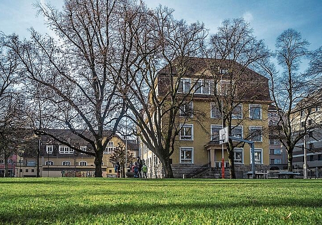 Gerade bei Stellvertretungen werden die Schulen wohl auf Quereinsteiger:innen zurückgreifen müssen.Bild: Bruno Gisi