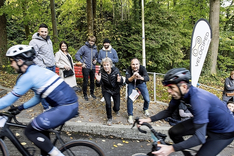 Cyril Wiget (links) von Velociped unterstützte den Anlass, den Ruben Wey vom Verein bike4life.ch in Luzern seit Jahren organisiert.
