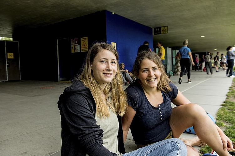 Normalerweise sind sie in einer grösseren Gruppe unterwegs: Antonia Müller (l.) und Anja Lang.
