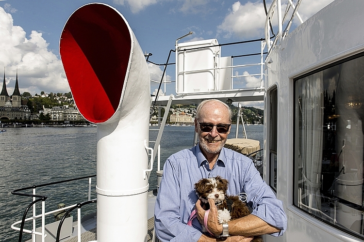 Nicole (links) und Jacqueline Schwarz haben die Fahrt genossen und waren von der Stimmung auf dem Schiff beeindruckt.
