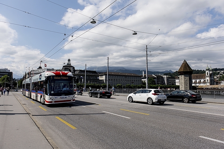 Die Vernehmlassung zum Planungsbericht des Projekts «Zukunft Mobilität im Kanton Luzern» läuft bis am 11. März 2022. Der Plan zeigt auf, wie der Kanton Luzern die Mobilitätsherausforderungen anpackt und wie die Umsetzung erfolgen soll. Bild: Bruno Gisi
