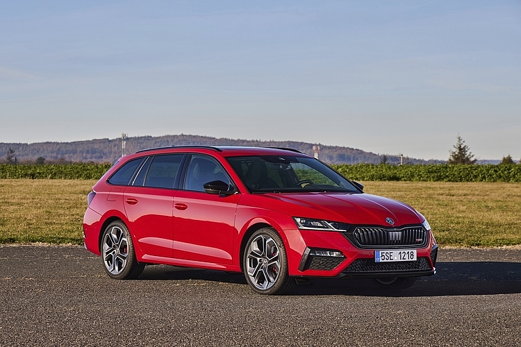 Der neue Skoda Octavia RS ist zwar kein richtiger Sportwagen, bereitet aber dennoch Freude. Bilder: PD
