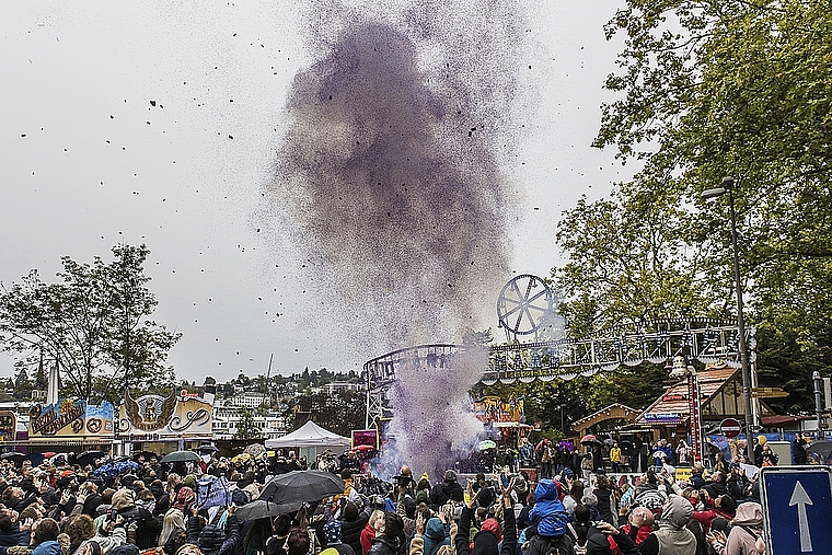 Vor dem grossen Chlapf - Määs 2022 Luzern.