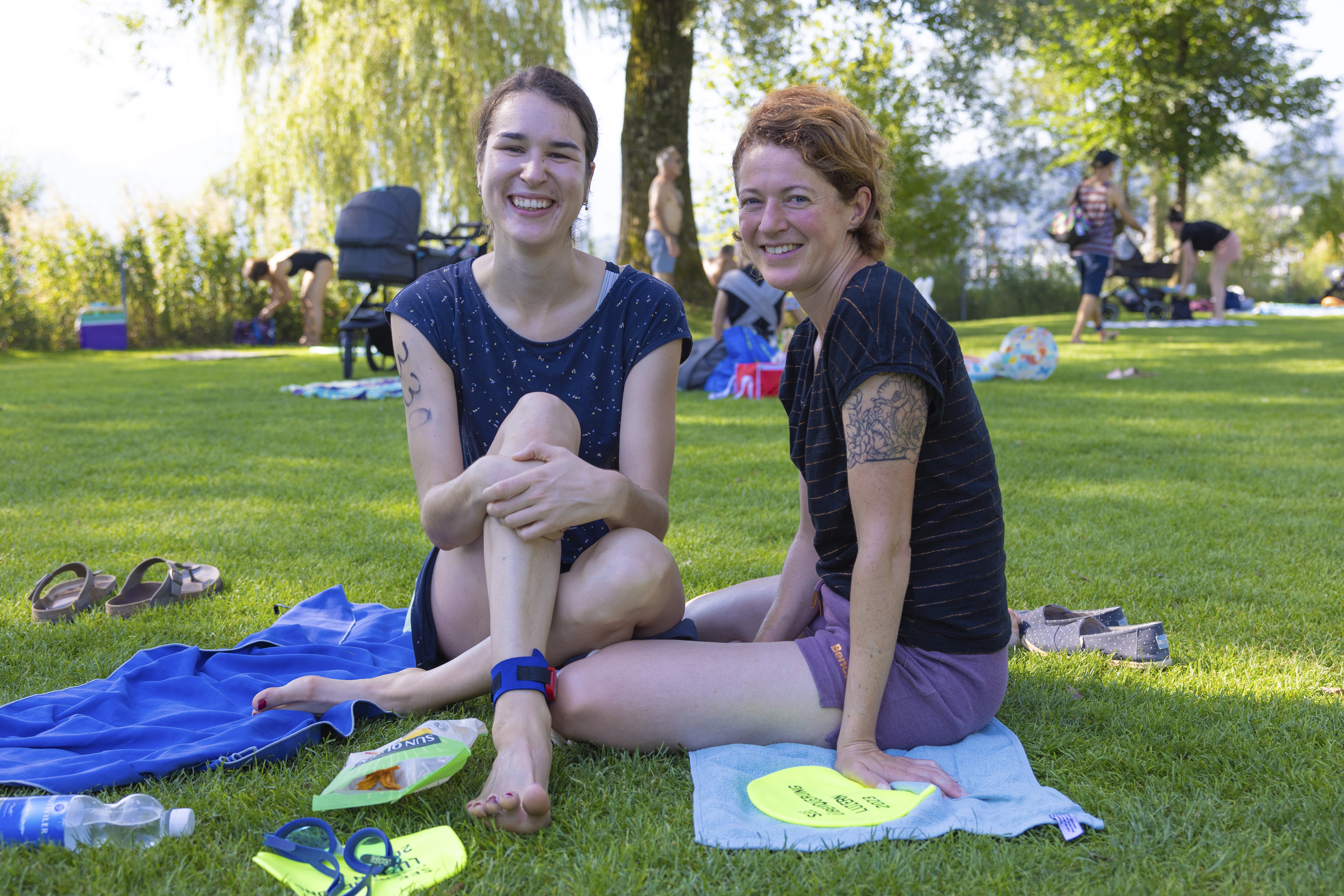 Im Schwimm-Crawl-Kurs überzeugte Myrta Wyss (rechts) Fabia Lang – beide aus Luzern – zum erstmaligen Antreten im Vierwaldstättersee.