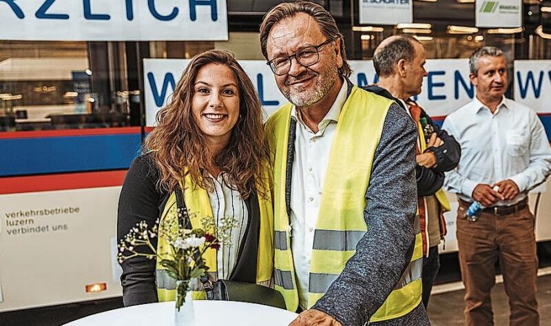 Anne Blanc, APG|SGA Allgemeine Plakatgesellschaft AG, und Christoph Müller, Persigo AG.