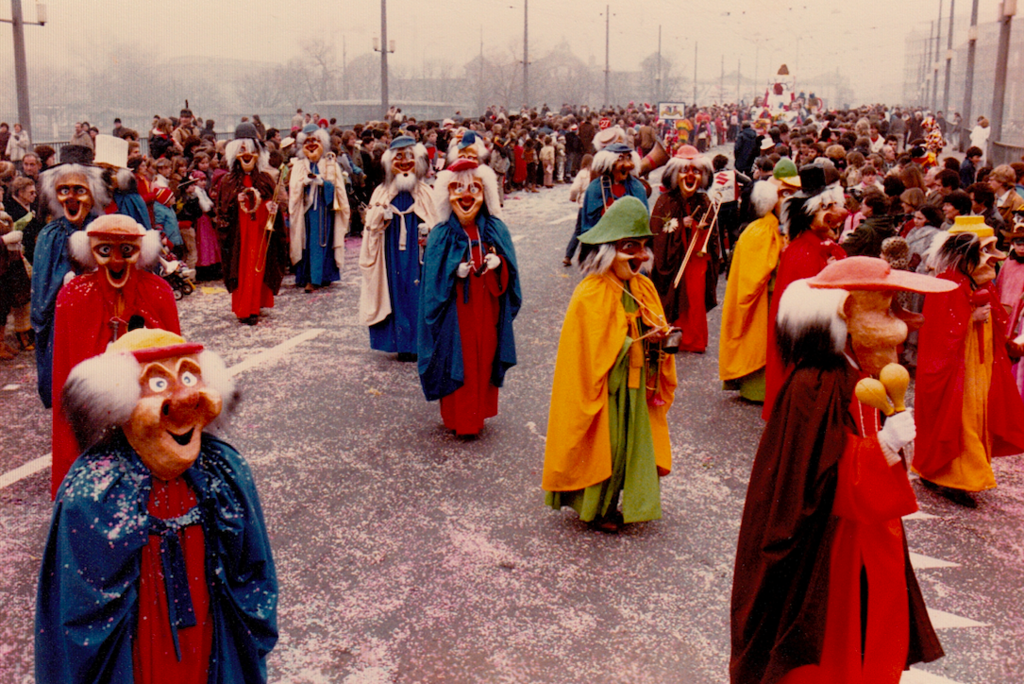 Die wilden Zeiten der Ronfäger liegen einige Jahre zurück: 1985 waren sie als Druiden unterwegs. Bilder: PD
