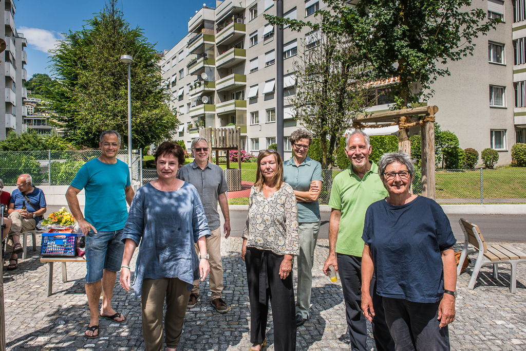 Dominik Hertach, Sandra Baumeler, Thomas Achermann, Rosmarie Wälti, Margrit Würsch, Ralph Schaffner und Christine Schaffner warben für Cla Büchi und Judith Luthiger (v. l.).
