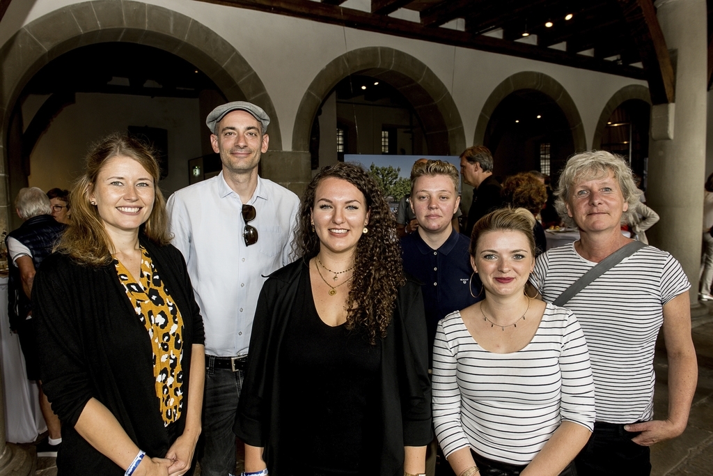 Präsident der Städtepartnerschaft Nico van der Heiden und Claudia Willi (r.), mit Besuch aus Potsdam: (v. l.) Anne Robertshaw, Anna-Maria Wollbrügge, Maja Wüsthoff und Isabell Sommer.
