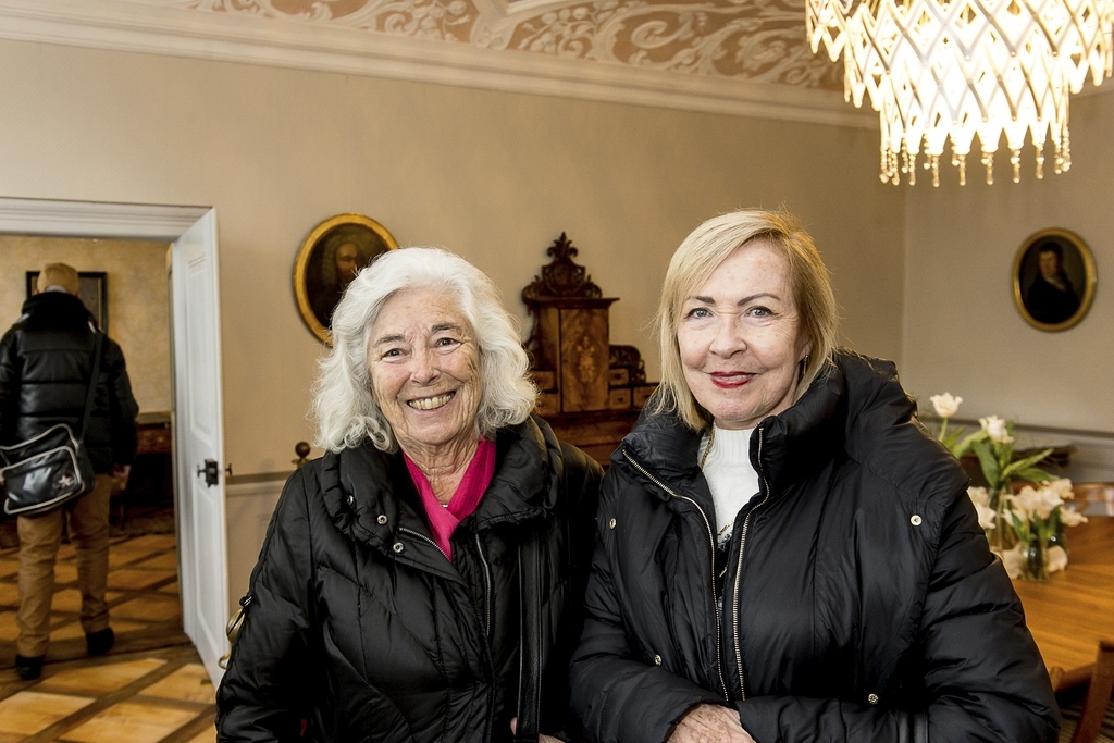 Anita Zberg (links) und Doris Ugolini meinten: «Wunderbar, fantastisch, gut restauriert und eindrücklich!»
