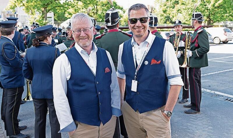 Im OK des Events engagiert: Ex-Gemeindepräsident Rolf Born (links) ist Logistikchef, Thomas Bühler hat als Leiter Finanzen der Gemeinde natürlich die Kasse unter sich.
