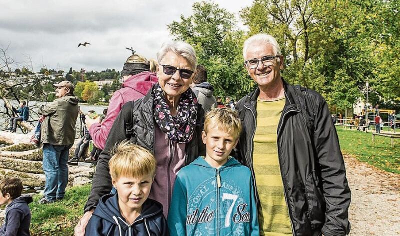 Von links: Nathan, Lachlan, Kara und Jade Bullock. Sie waren überrascht,
